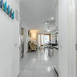Daire Cozy 2 Bedroom With Pool View And 2 Bathrooms In Cristianos