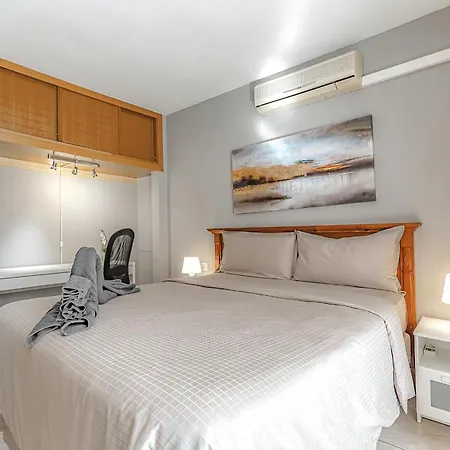 Cozy 2 Bedroom With Pool View And 2 Bathrooms In Cristianos Los Cristianos