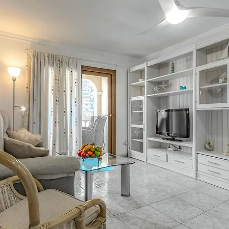 Cozy 2 Bedroom With Pool View And 2 Bathrooms In Cristianos Apartment *