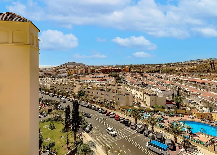 Cozy 2 Bedroom With Pool View And 2 Bathrooms In Cristianos Apartment *