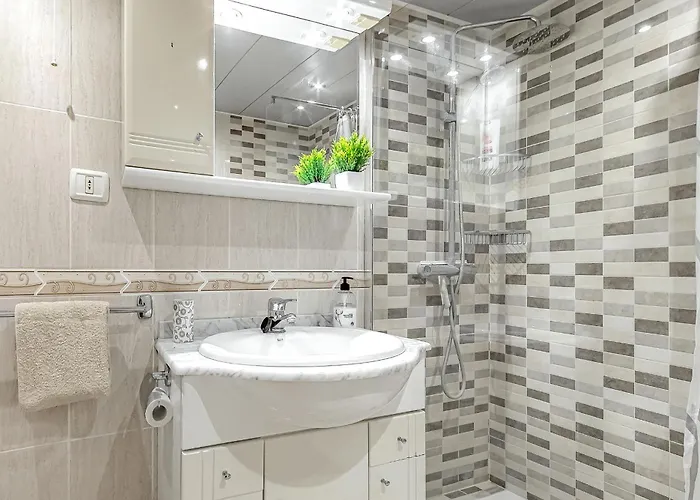 Cozy 2 Bedroom With Pool View And 2 Bathrooms In Cristianos * Los Cristianos (Tenerife)